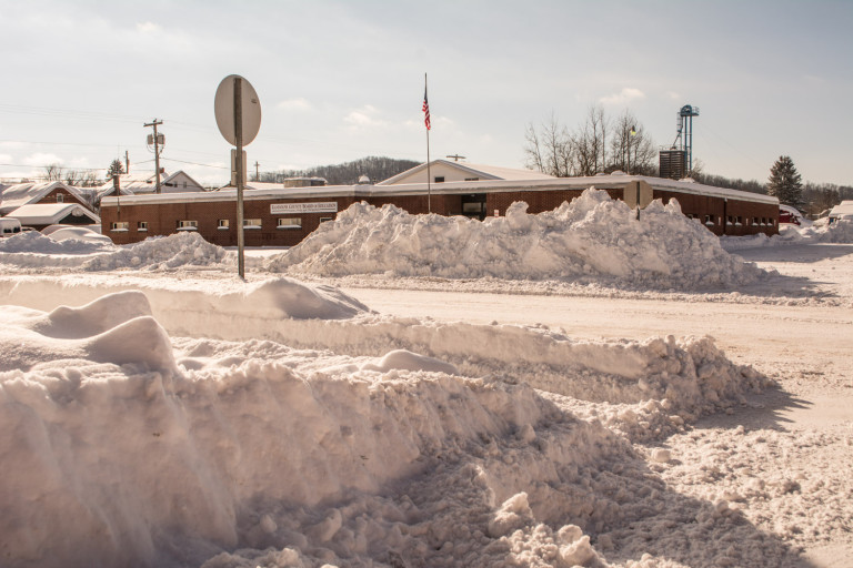» Blizzard 2016 Images of Elkins in the Snow