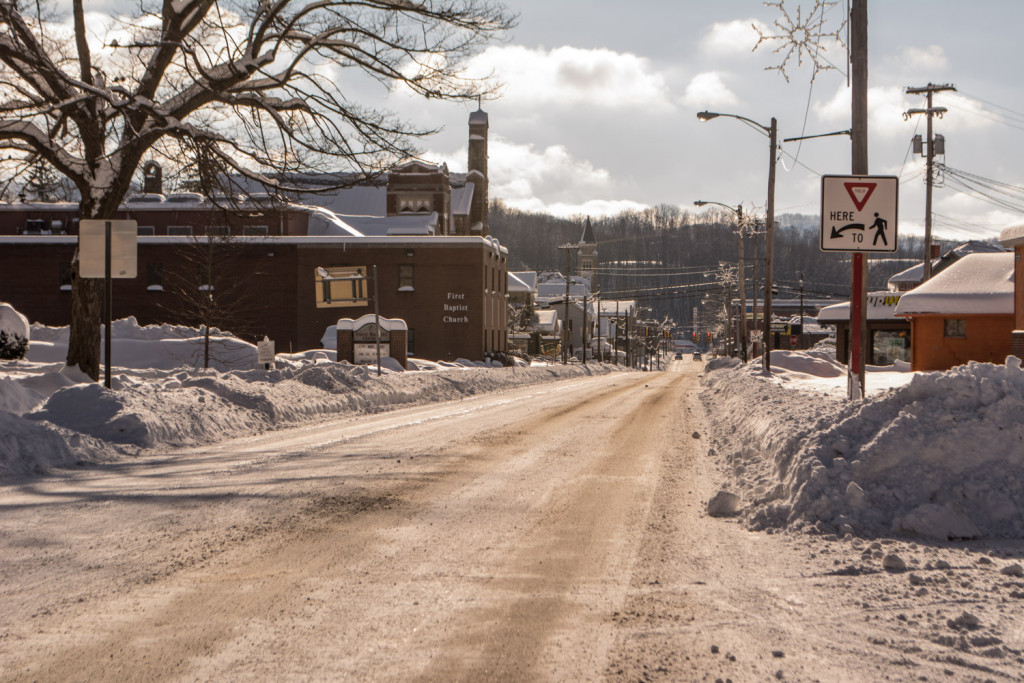 » Blizzard 2016 Images of Elkins in the Snow