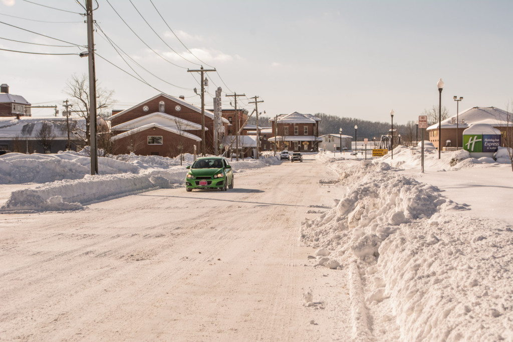 » Blizzard 2016 Images of Elkins in the Snow