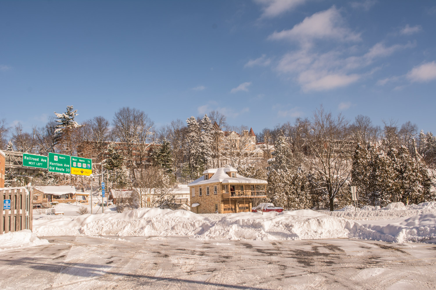 » Blizzard 2016 Images of Elkins in the Snow