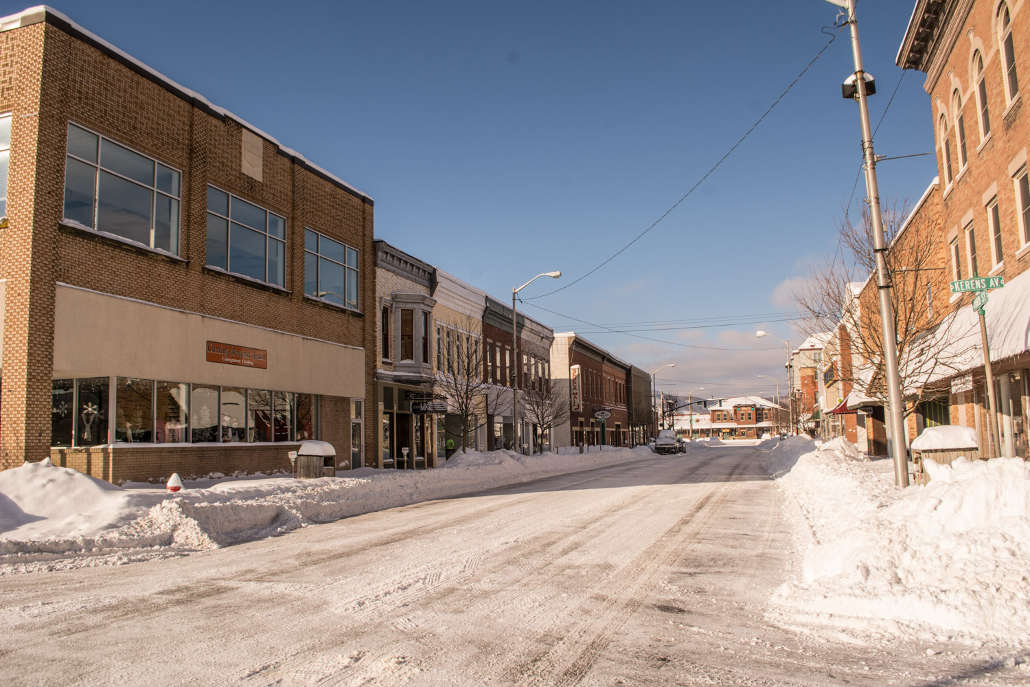 » Blizzard 2016 Images of Elkins in the Snow